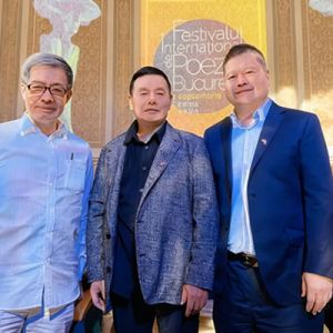 中国诗人杨克参加布加勒斯特国际诗歌节
