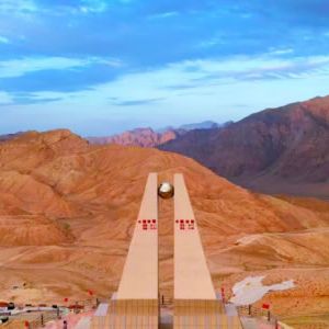 张况：喀什公安赋