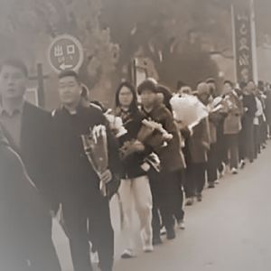 杨克：一个人走了