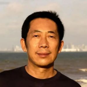 张洁|时间褶皱里的生存叩问——评徐敬亚《2026·三天》